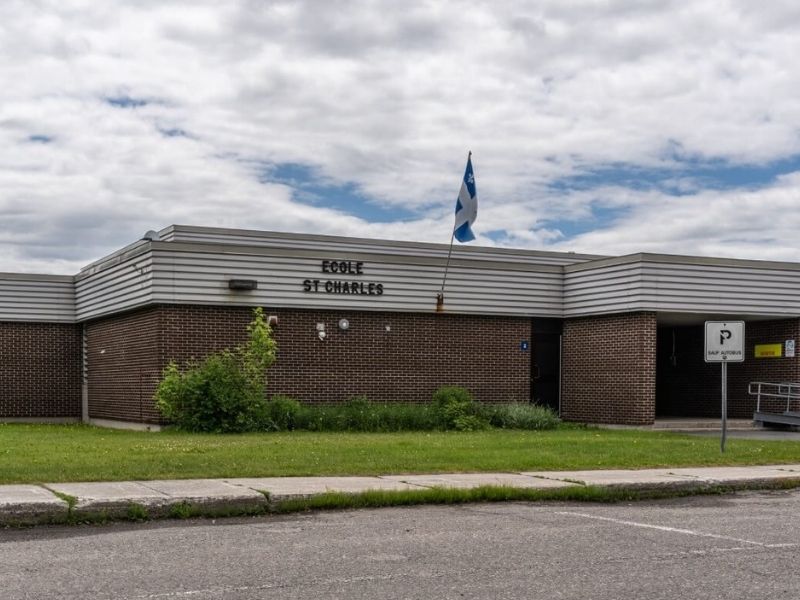 École Saint-Charles École Saint-Charles